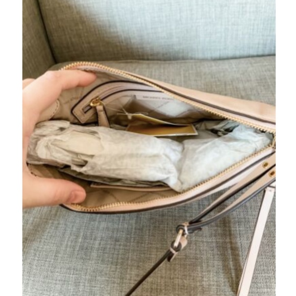 NWT Michael Kors Camden Soft Pink Leather - Picture 4 of 5